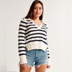 NWT Abercombie & Fitch Curve Love High Rise Mom Short